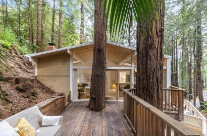2 Beds Redwood Ln